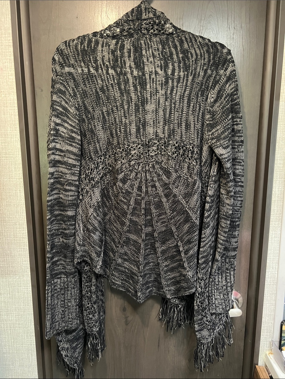 Walking in the Spiderwebs Black & Gray Marled Open-Front Fringe Cardigan